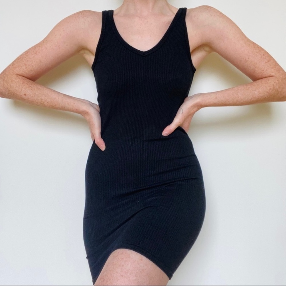 4 for $20 🦋 Urban Outfitters  Black Ribbed Mini Dress M